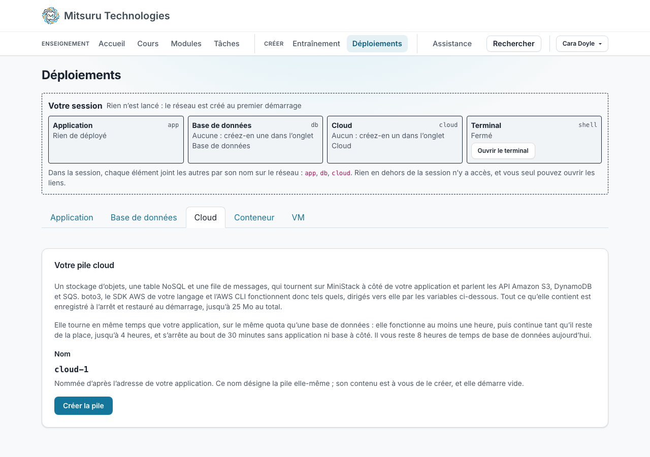 L’onglet « Cloud » d’un élève, avec sa session (une application, une base de données, une pile cloud et un terminal) et un bouton pour créer une pile